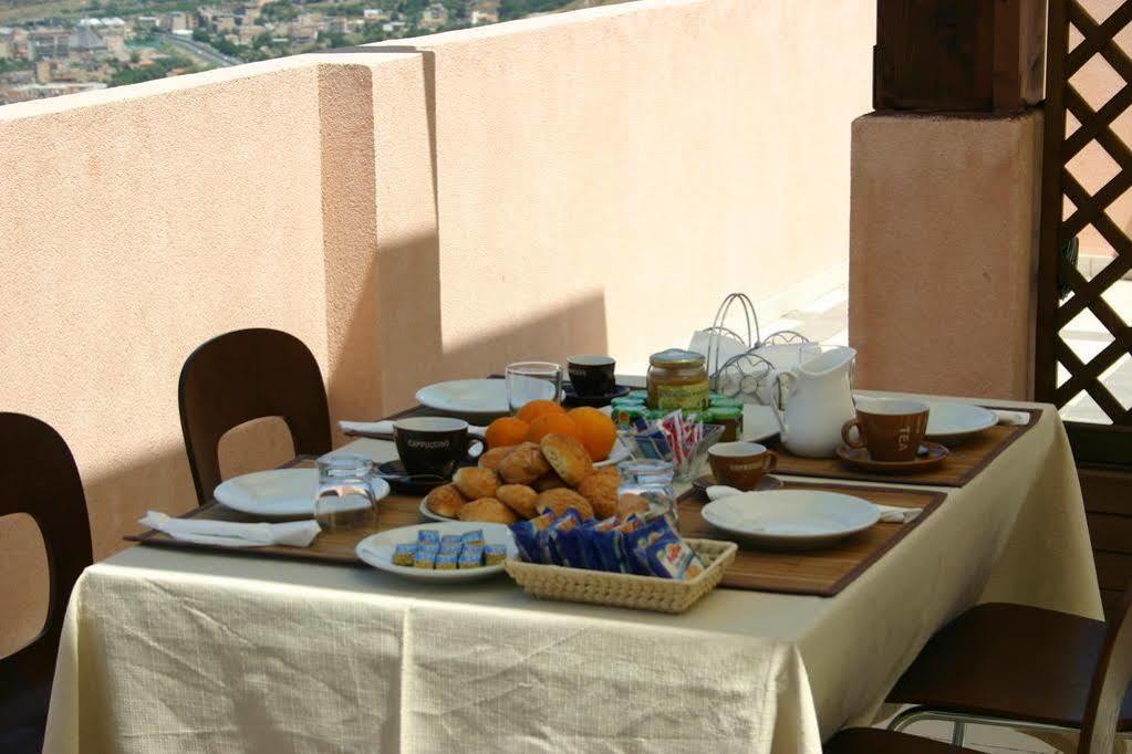 Il Giardino Di Ausonia Bed and Breakfast Reggio di Calabria Buitenkant foto